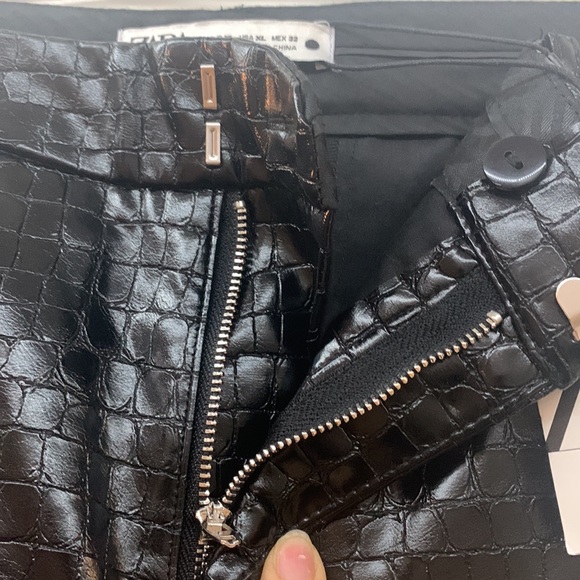 Zara Black Faux Leather Pants NWT - Picture 7 of 13